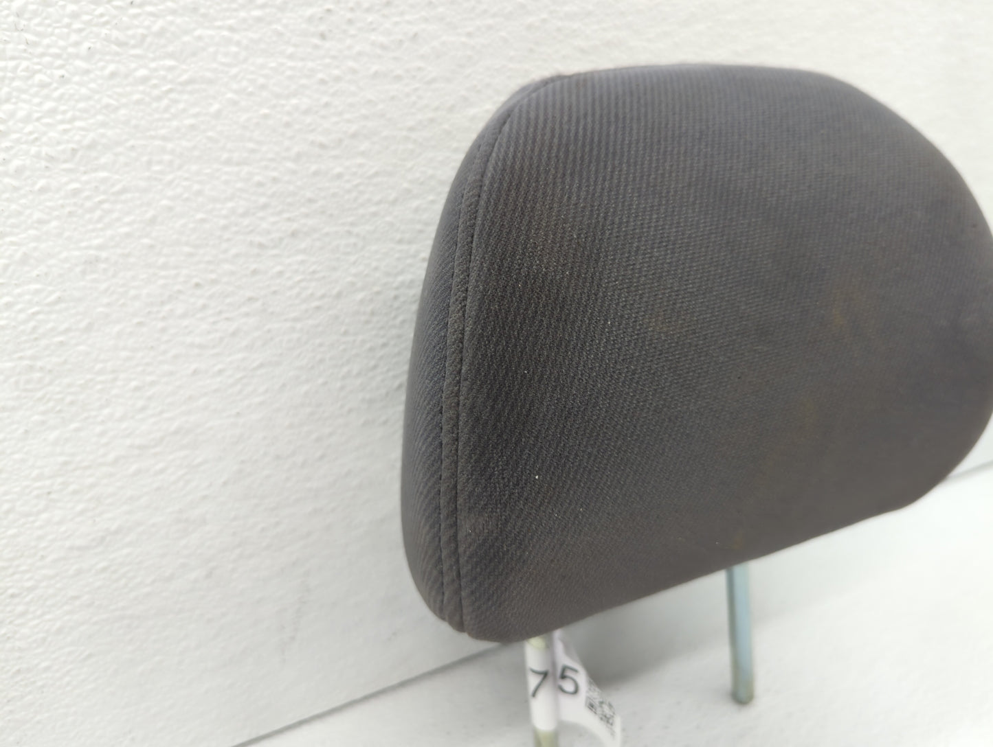 2003-2005 Honda Civic Headrest Head Rest Front Driver Passenger Seat - Oemusedautoparts1.com