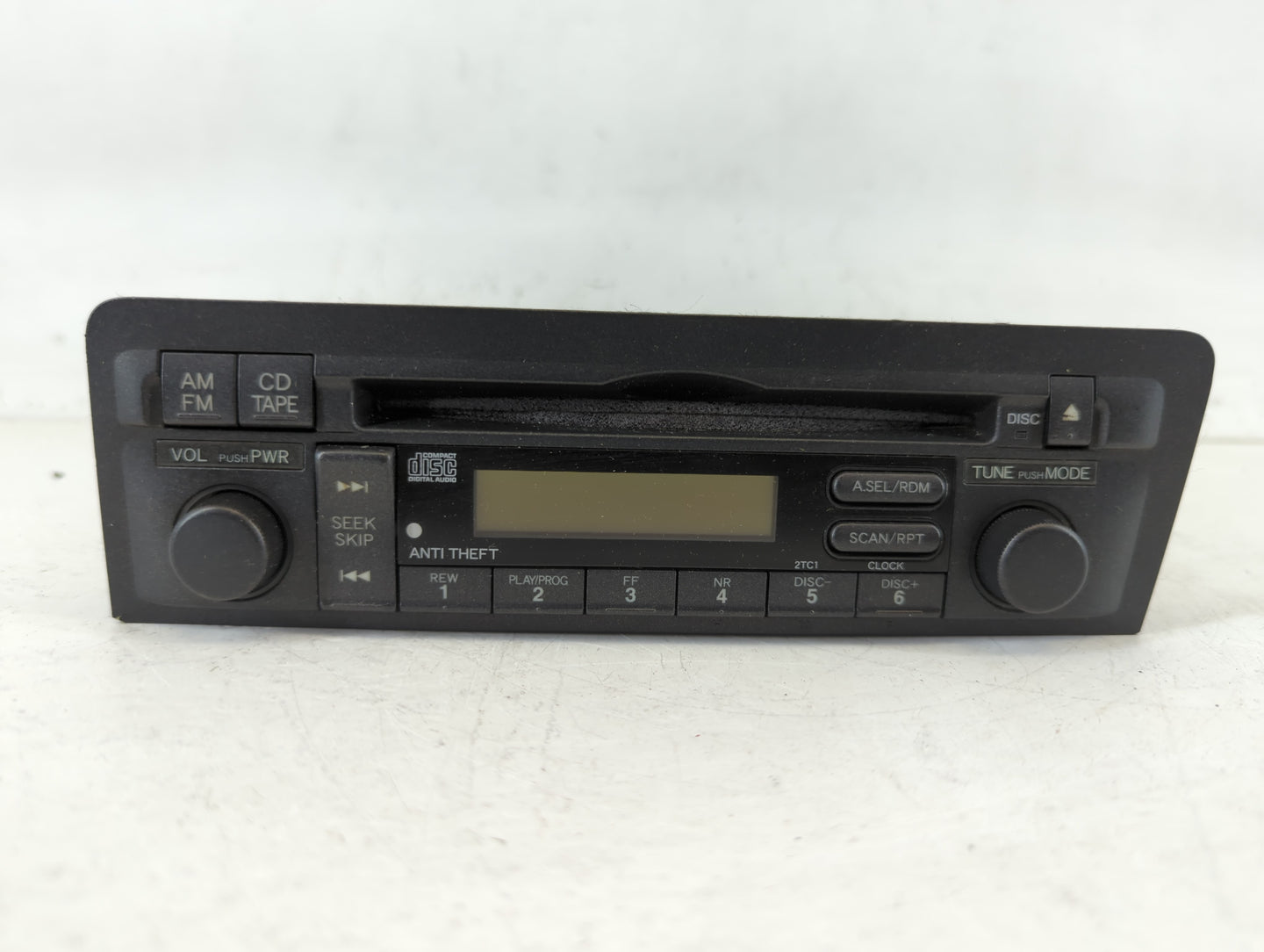 2003 Honda Civic Am Fm Cd Player Radio Receiver - Oemusedautoparts1.com