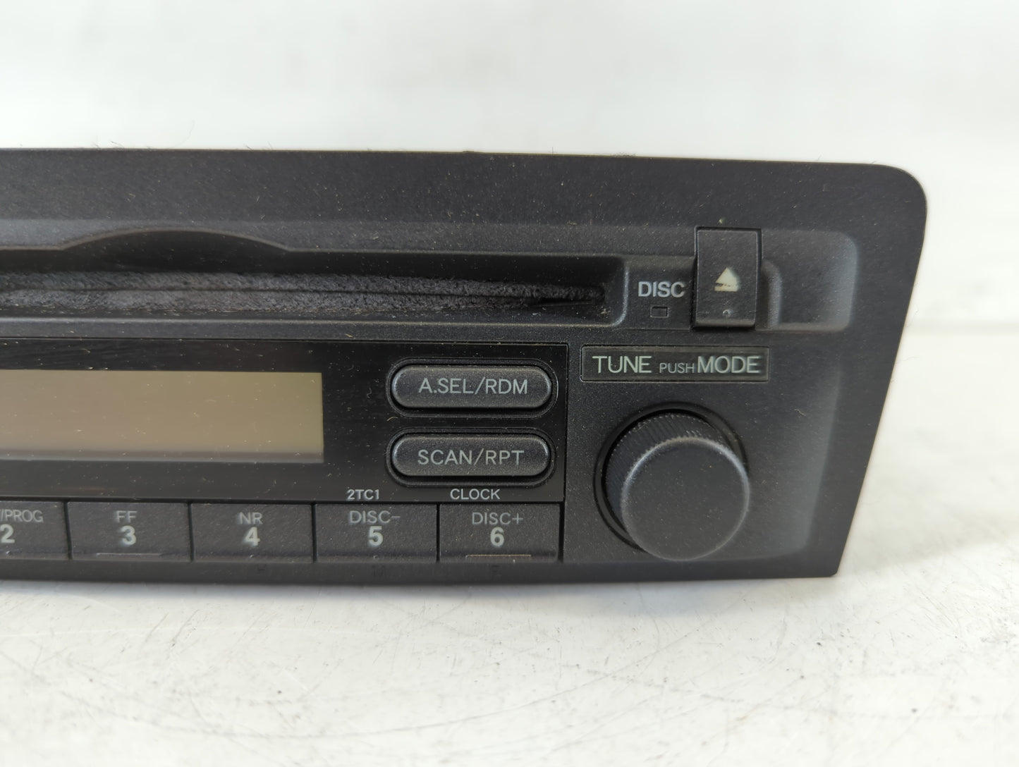 2003 Honda Civic Am Fm Cd Player Radio Receiver - Oemusedautoparts1.com