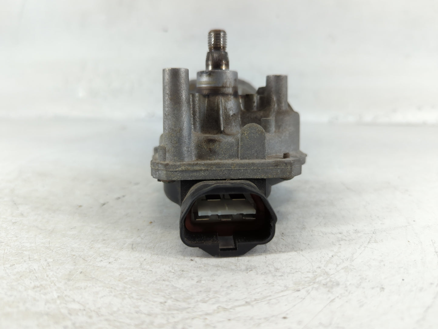 2001-2005 Honda Civic Front Windshield Wiper Motor Fits Fits 2001 2002 2003 2004 2005 OEM Used Auto Parts - Oemusedautoparts