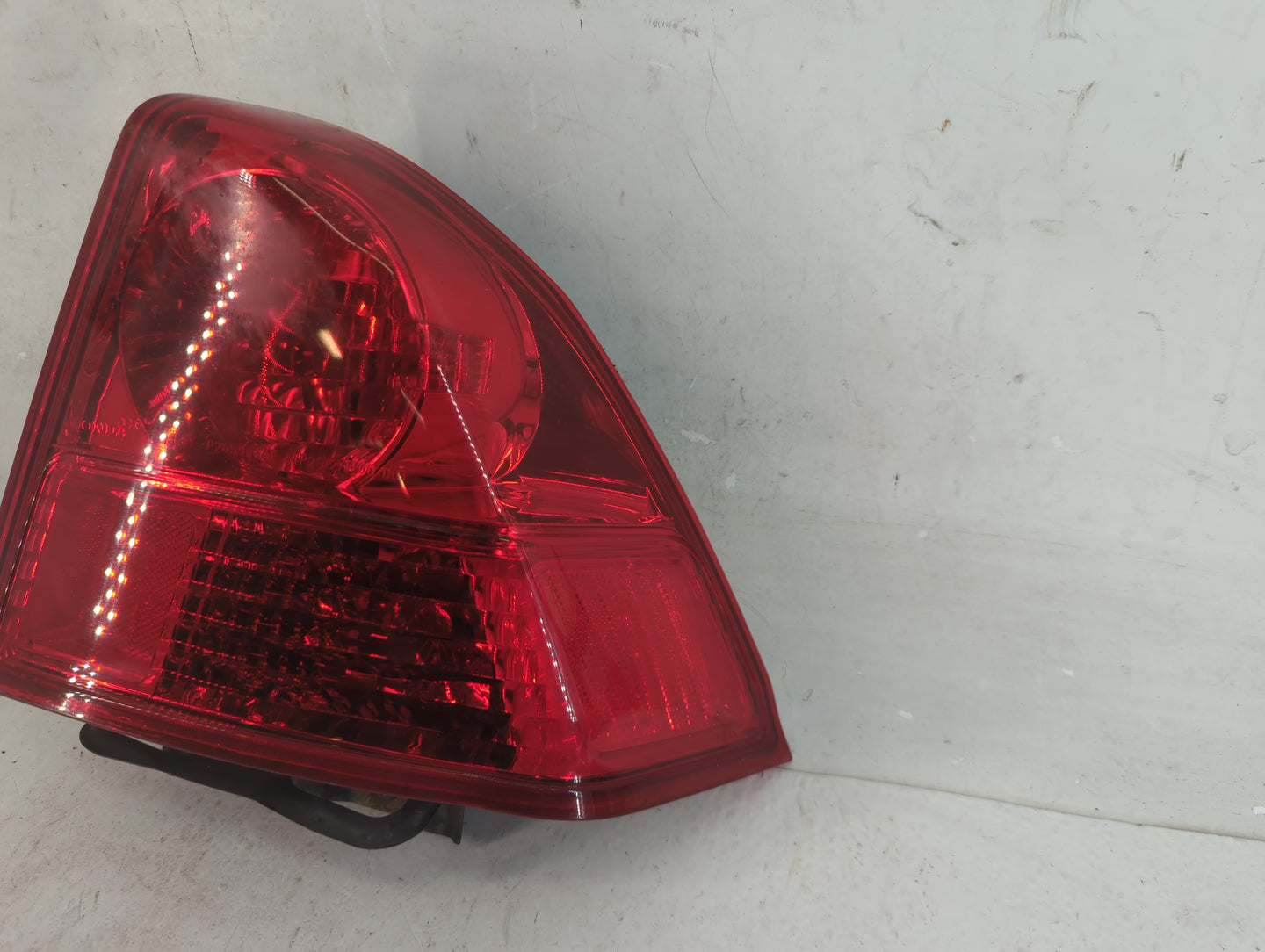 2003-2005 Honda Civic Tail Light Assembly Passenger Right OEM Fits Fits 2003 2004 2005 OEM Used Auto Parts - Oemusedautopart