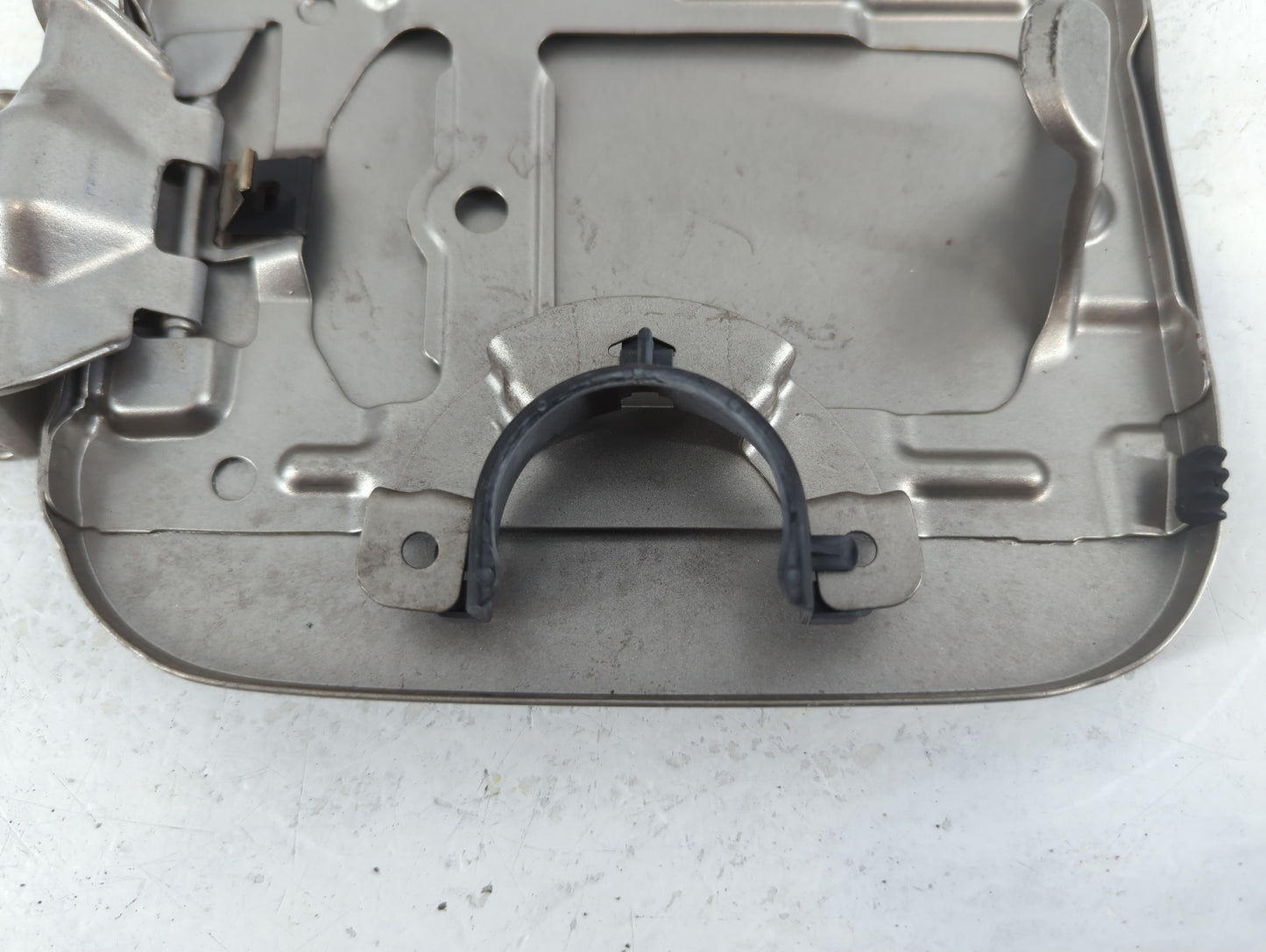 2003 Honda Civic Fuel Tank Door Lid Gas Tank Grey - Oemusedautoparts1.com