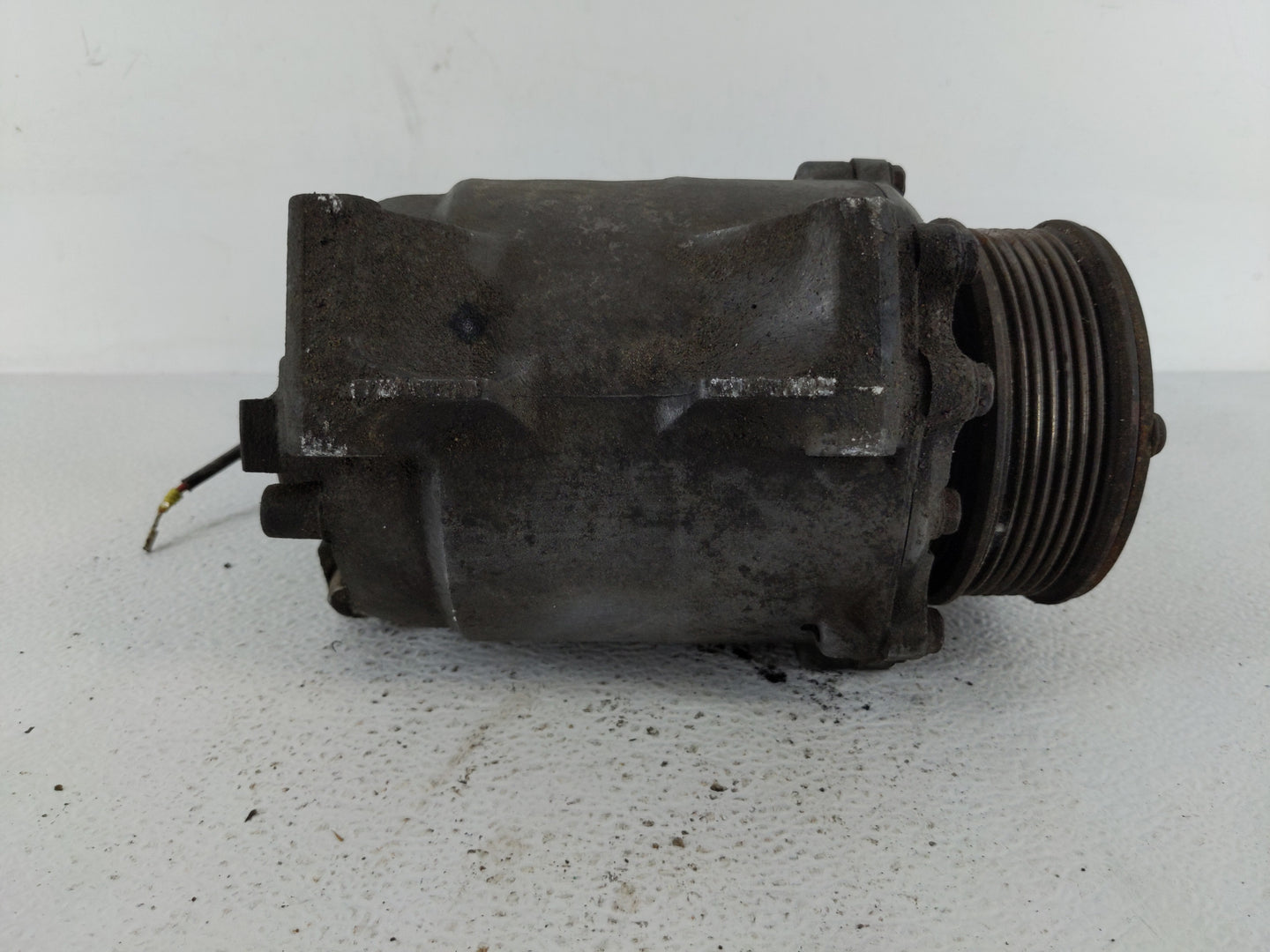 2002-2006 Honda Cr-v Air Conditioning A/c Ac Compressor Oem - Oemusedautoparts1.com