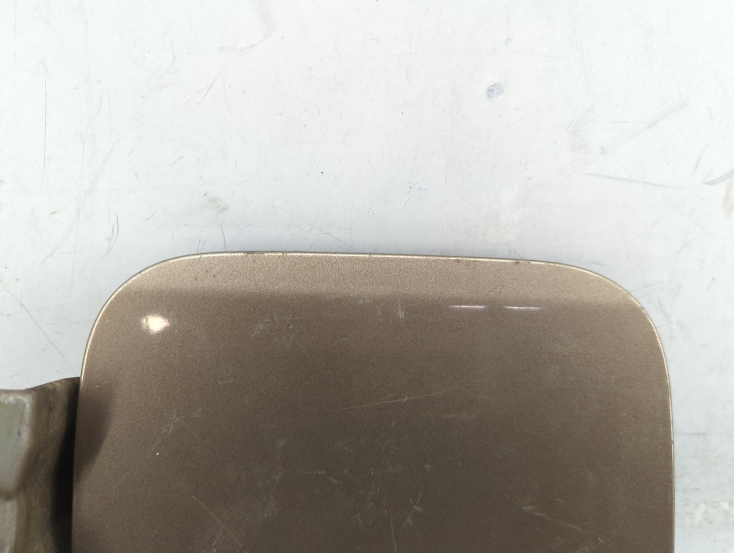 2003 Honda Cr-v Fuel Tank Door Lid Gas Tank - Oemusedautoparts1.com