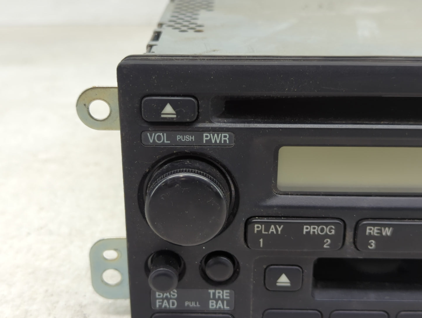 2002-2004 Honda Cr-V Radio AM FM Cd Player Receiver Replacement Fits Fits 2002 2003 2004 OEM Used Auto Parts - Oemusedautopa
