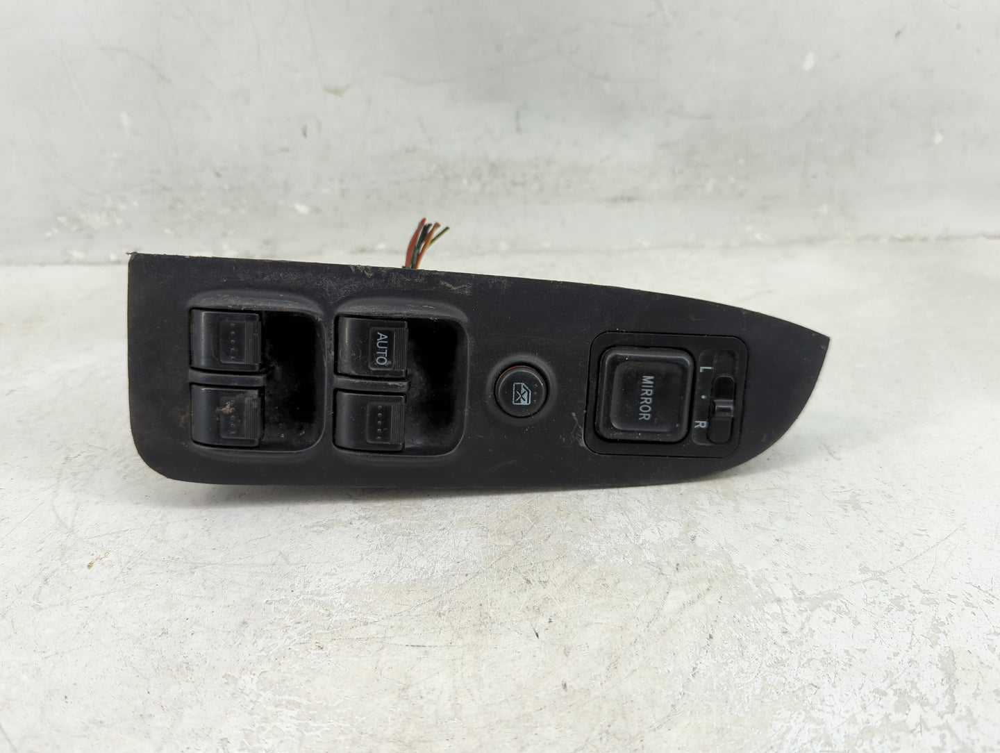 2003 Honda Cr-V Master Power Window Switch Replacement Driver Side Left Fits OEM Used Auto Parts - Oemusedautoparts1.com