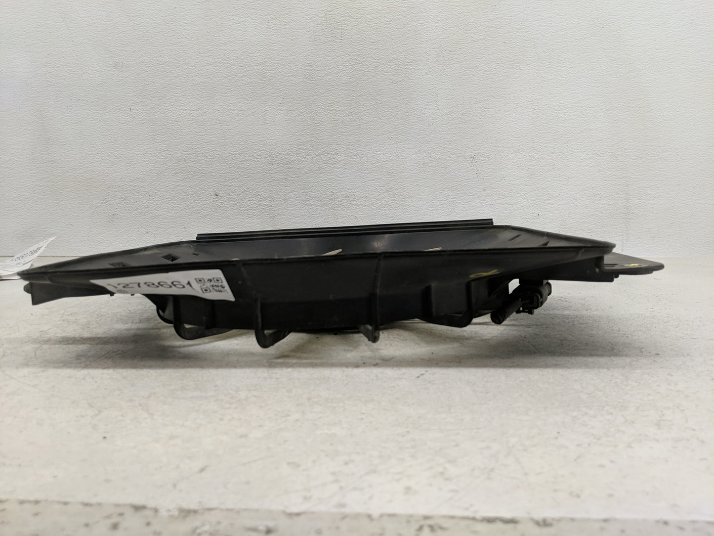 2003-2006 Honda Element Electric Radiator Cooling Fan Motor Assembly P/N:065000-2572 Fits Fits 2003 2004 2005 2006 OEM Used 