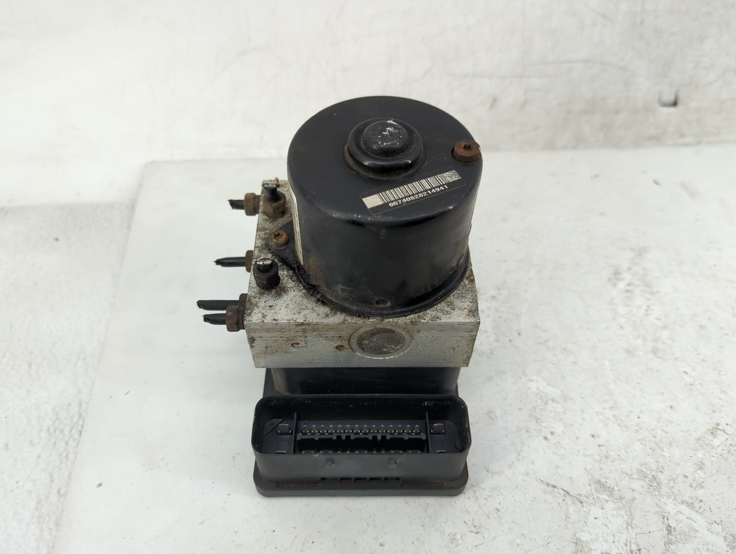 2003-2006 Honda Element ABS Pump Control Module Replacement P/N:57110-SCV-A010-M1 Fits Fits 2003 2004 2005 2006 OEM Used Aut