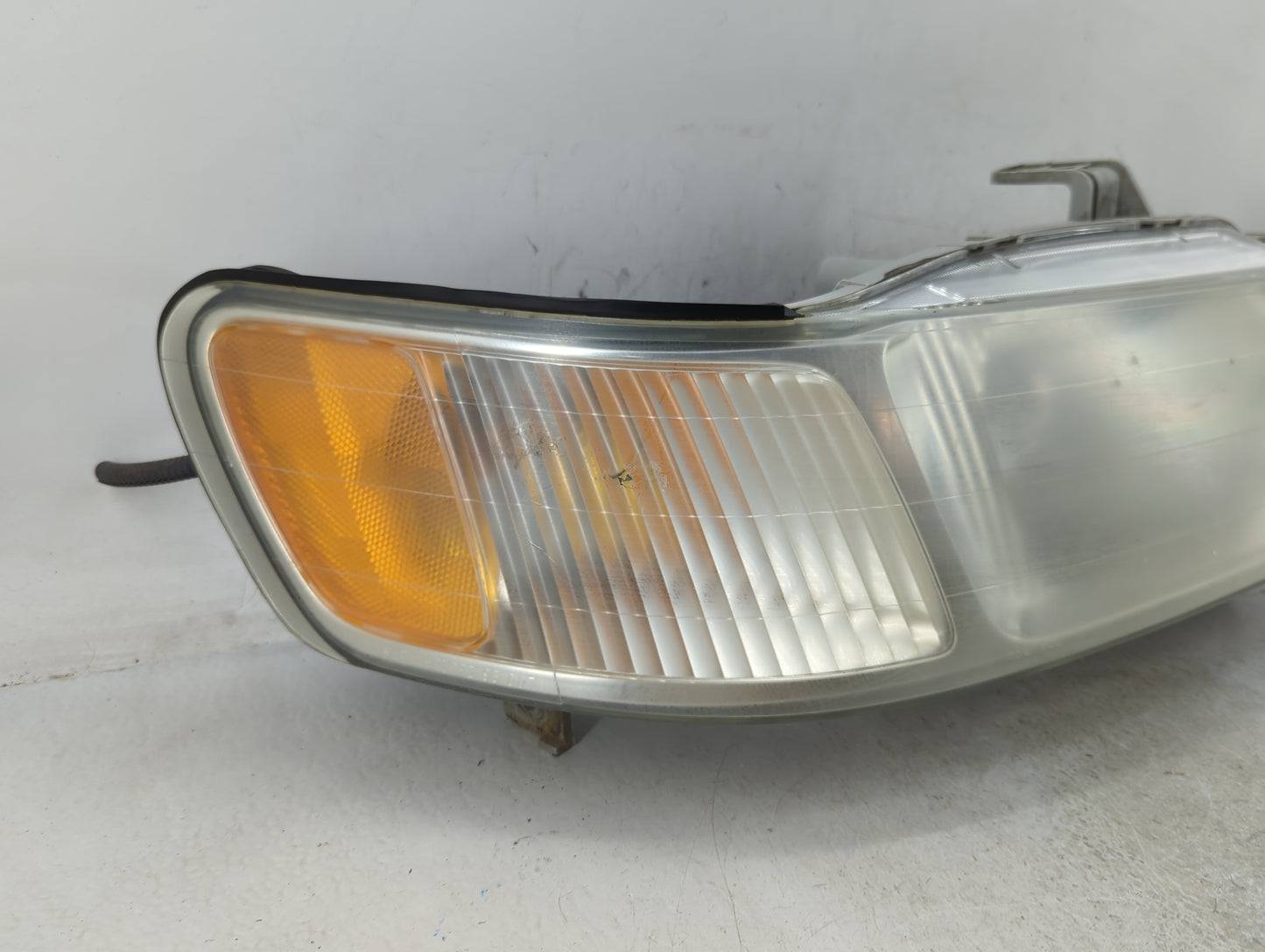 1999-2004 Honda Odyssey Passenger Right Oem Head Light Headlight Lamp - Oemusedautoparts1.com