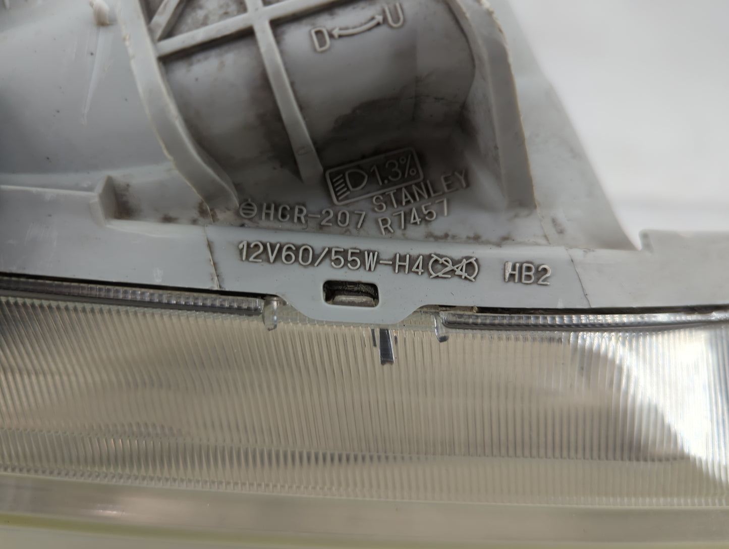1999-2004 Honda Odyssey Passenger Right Oem Head Light Headlight Lamp - Oemusedautoparts1.com