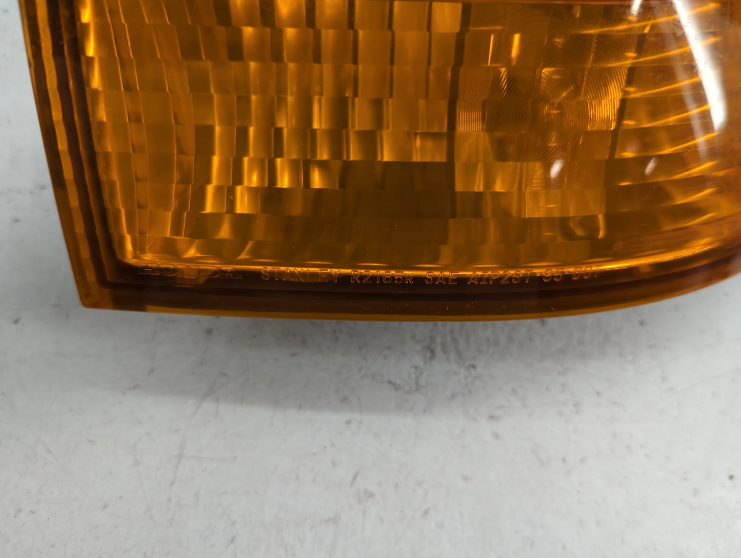 2002-2004 Honda Odyssey Tail Light Assembly Passenger Right OEM Fits Fits 2002 2003 2004 OEM Used Auto Parts - Oemusedautopa