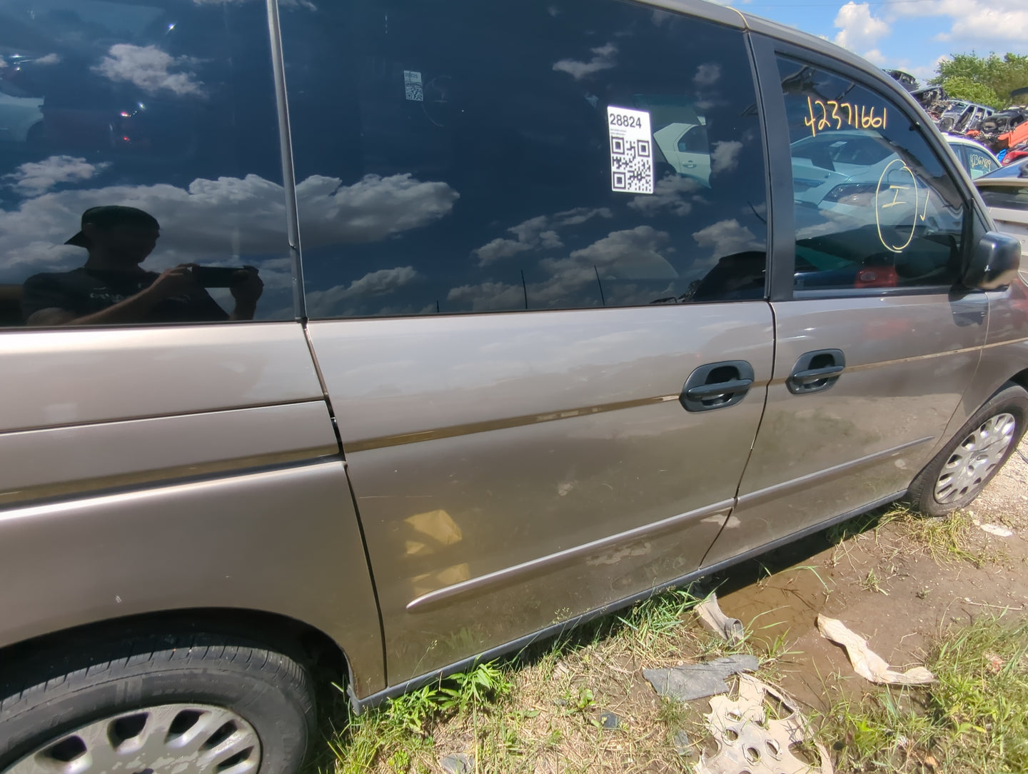 2002-2004 Honda Odyssey Passenger Rear Door Oem - Oemusedautoparts1.com