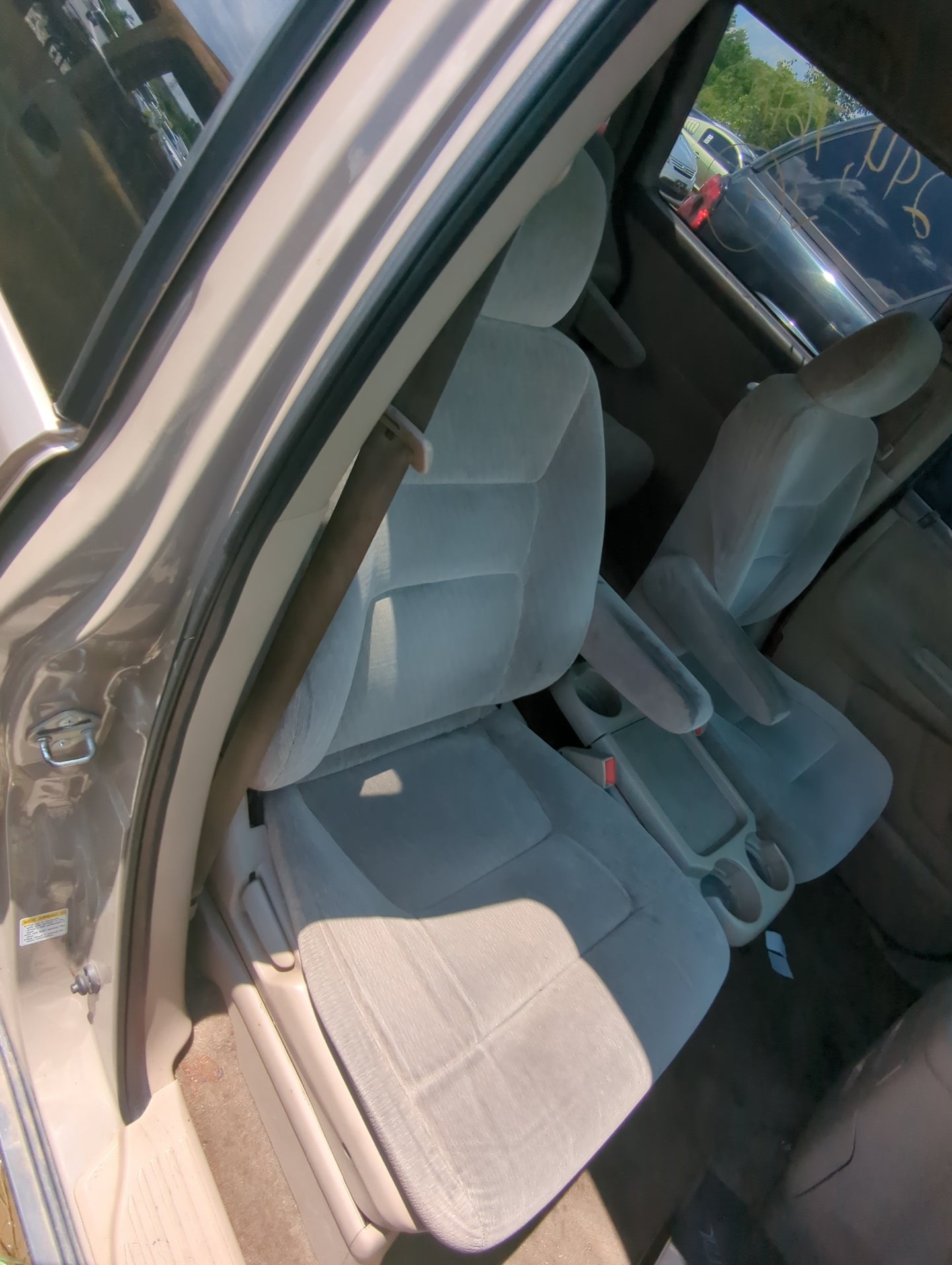 2003-2004 Honda Odyssey Passenger Front Seat Oem - Oemusedautoparts1.com