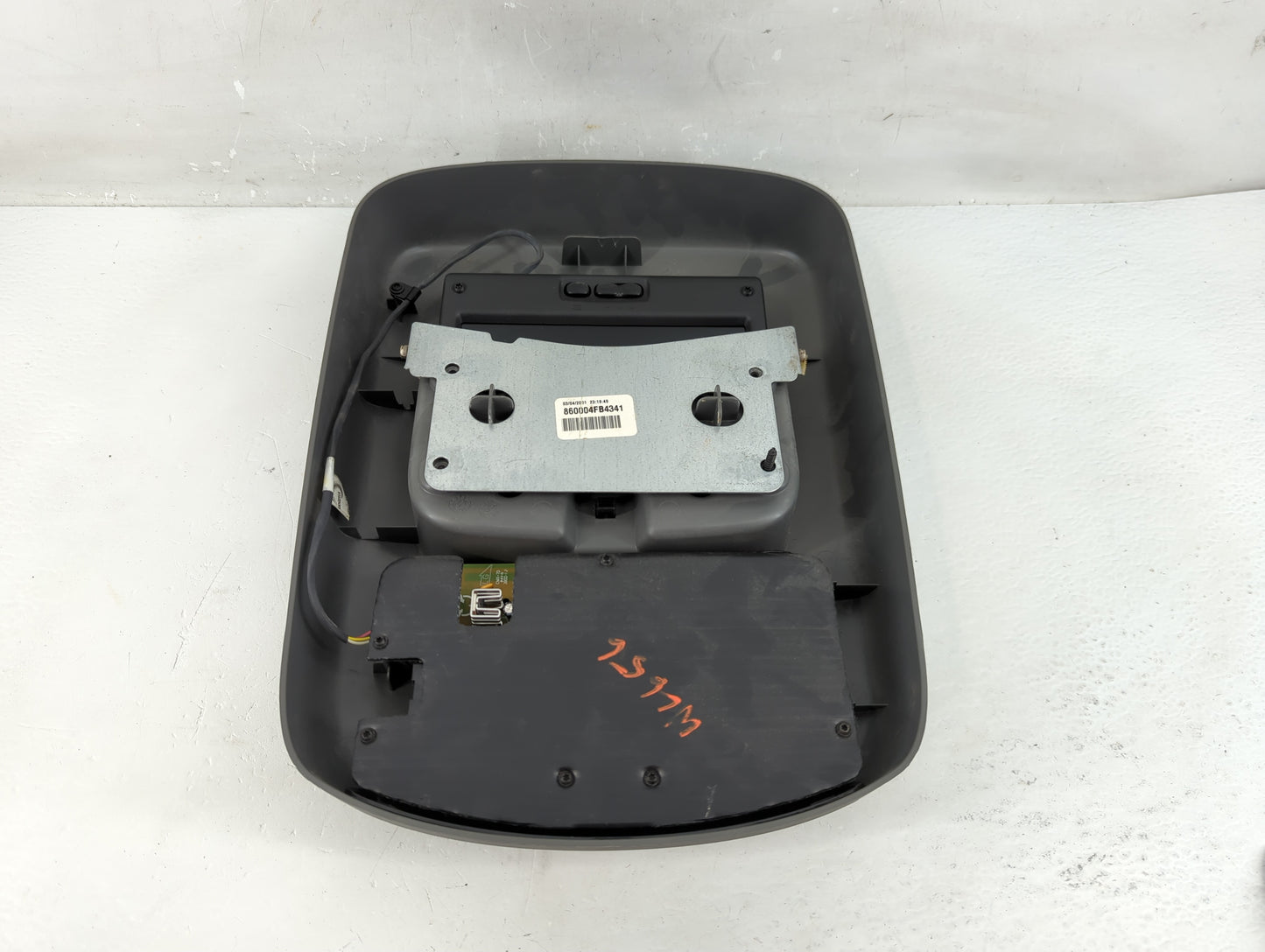 2003 Honda Odyssey Radio AM FM Cd Player Receiver Replacement P/N:860004FB4341 Fits OEM Used Auto Parts - Oemusedautoparts1.