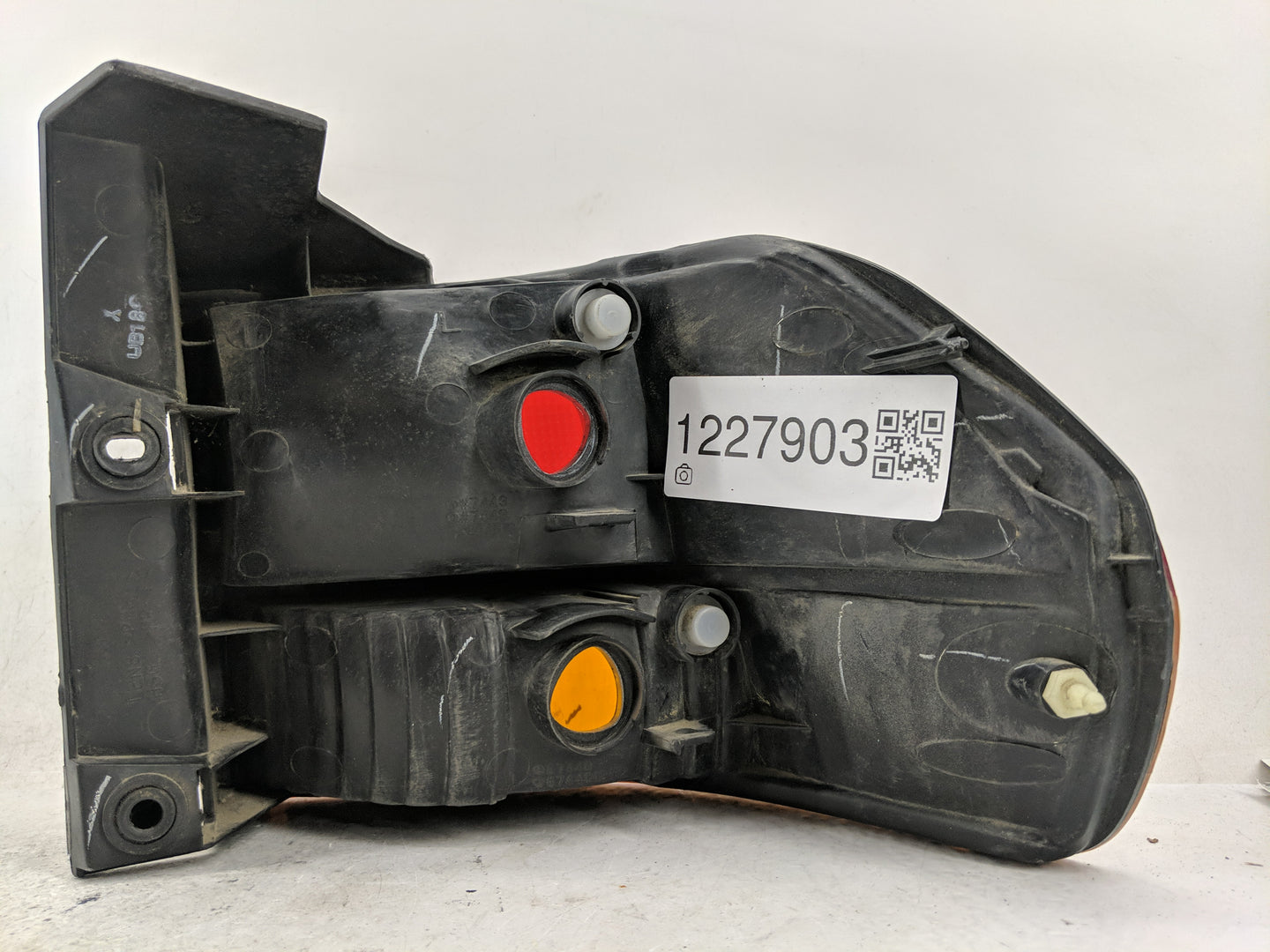 2003 Honda Odyssey Tail Light Assembly Driver Left OEM Fits OEM Used Auto Parts - Oemusedautoparts1.com