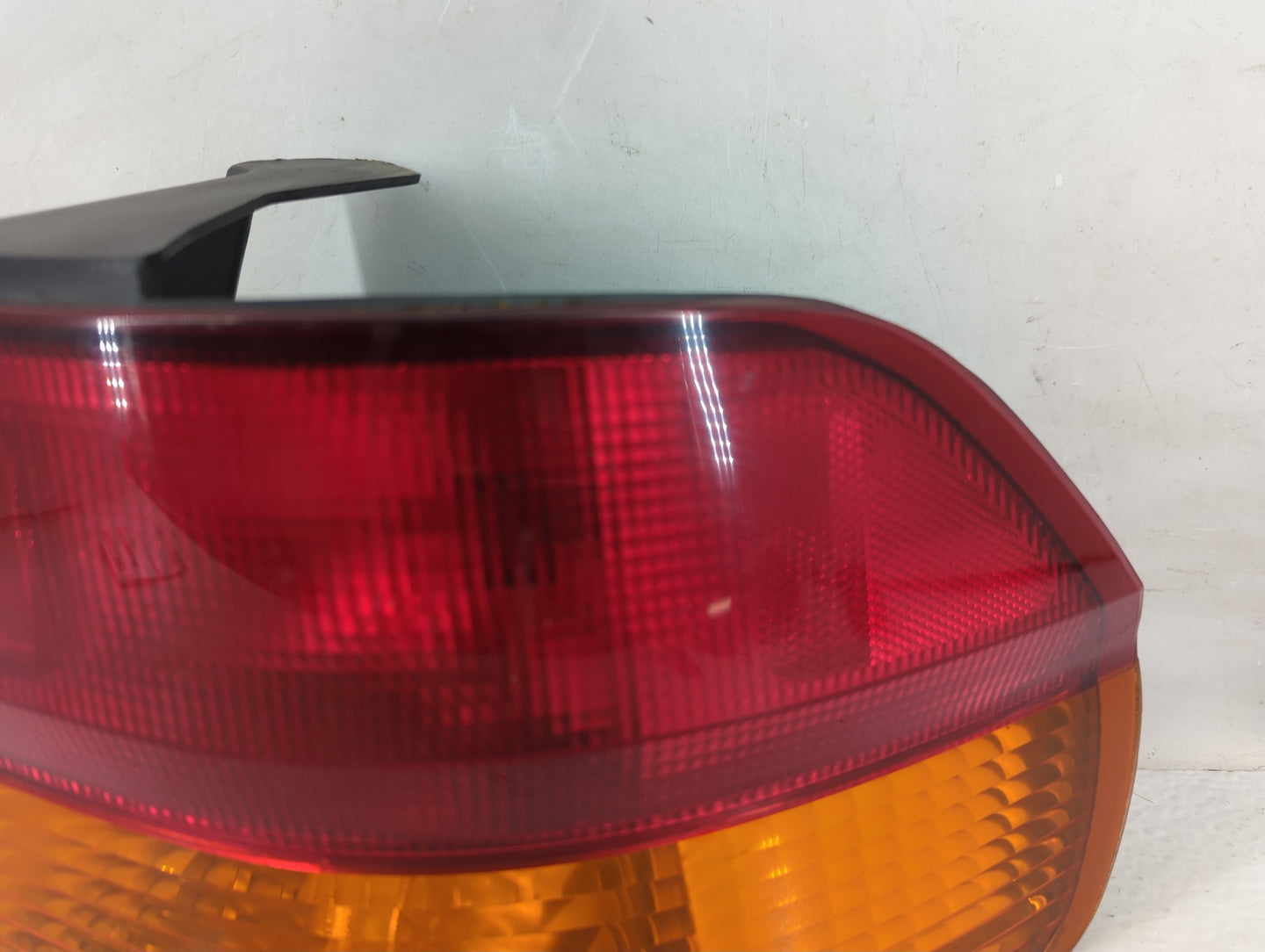 2002-2004 Honda Odyssey Tail Light Assembly Passenger Right OEM Fits Fits 2002 2003 2004 OEM Used Auto Parts - Oemusedautopa