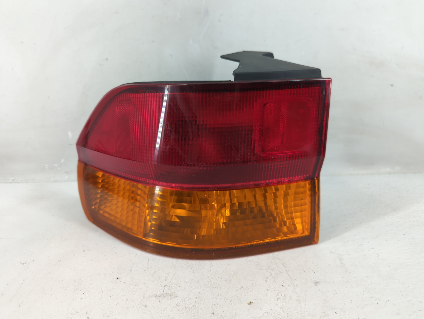 2002-2004 Honda Odyssey Tail Light Assembly Driver Left OEM Fits Fits 2002 2003 2004 OEM Used Auto Parts - Oemusedautoparts1