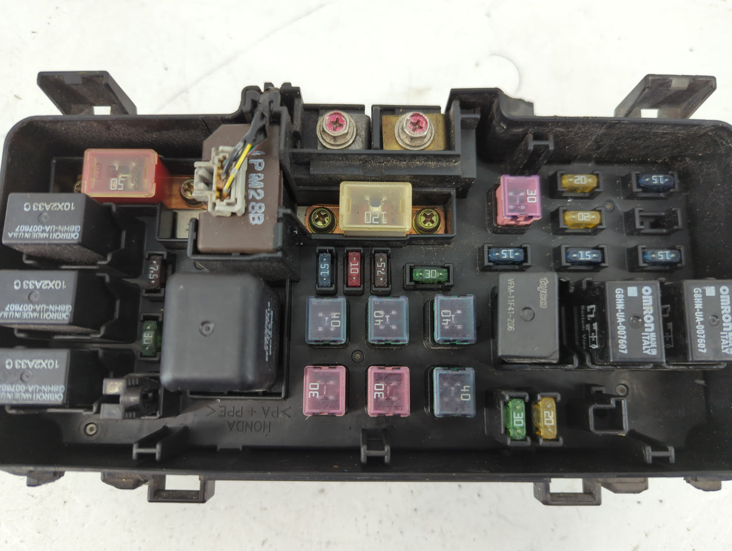 1999-2004 Honda Odyssey Fusebox Fuse Box Panel Relay Module Fits Fits 1999 2000 2001 2002 2003 2004 OEM Used Auto Parts - Oe