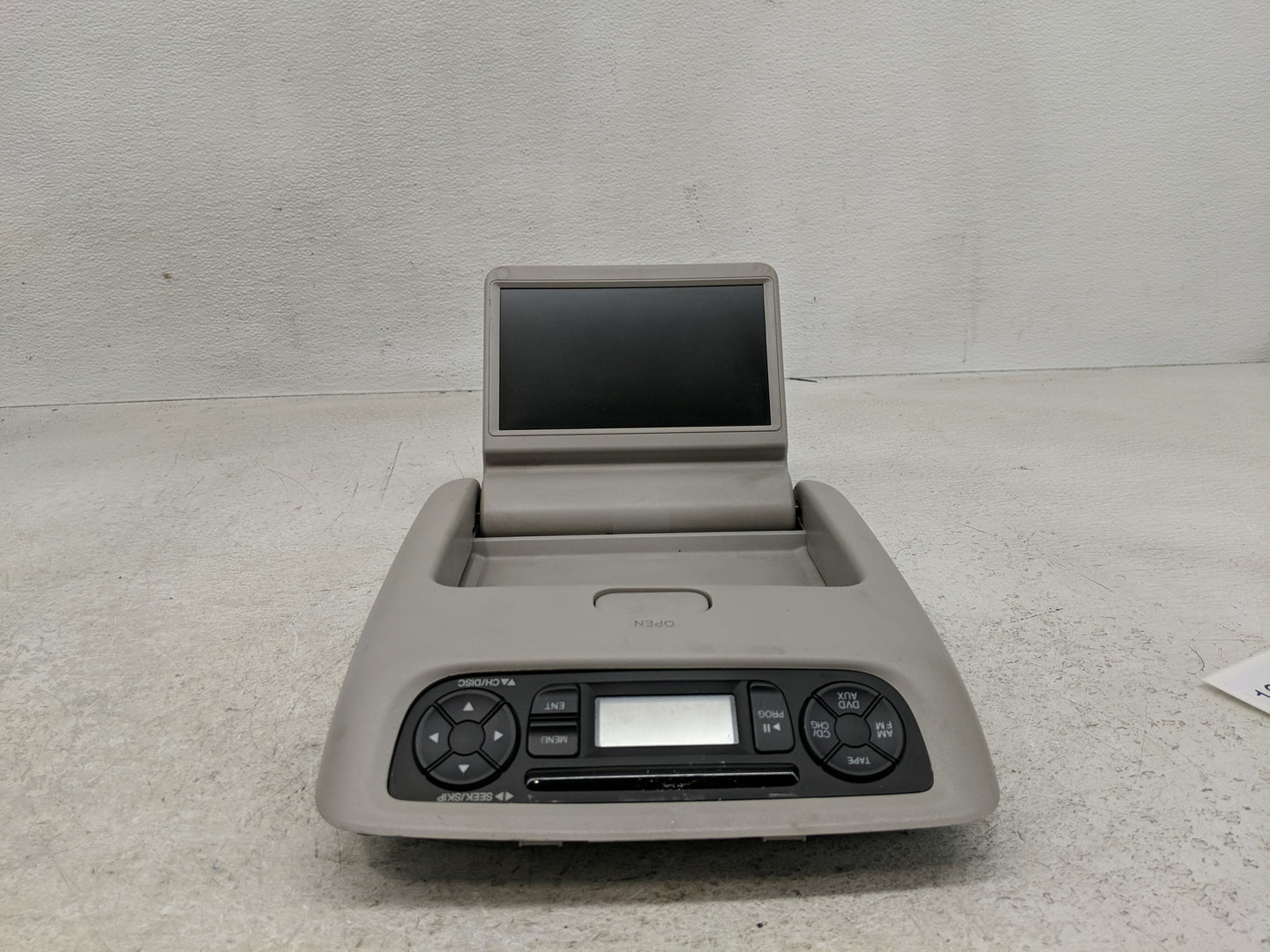 2002-2004 Honda Odyssey Information Display Screen - Oemusedautoparts1.com