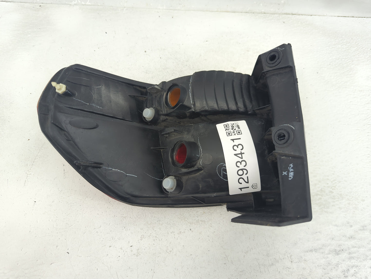 2003 Honda Odyssey Tail Light Assembly Driver Left OEM Fits OEM Used Auto Parts - Oemusedautoparts1.com