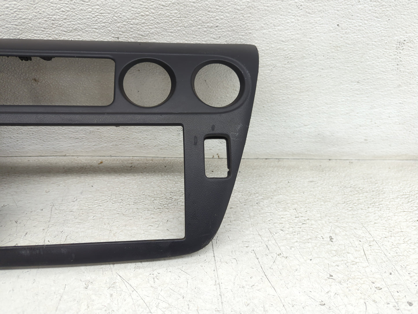 2003 Honda Odyssey Information Radio Display Screen Bezel Vents - Oemusedautoparts1.com