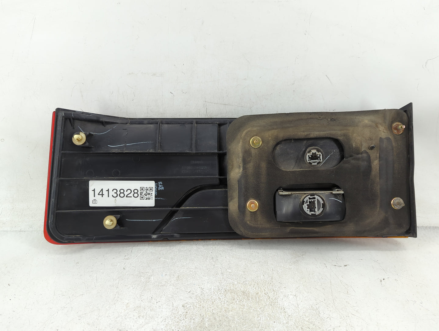2002-2004 Honda Odyssey Tail Light Assembly Driver Left OEM Fits Fits 2002 2003 2004 OEM Used Auto Parts - Oemusedautoparts1