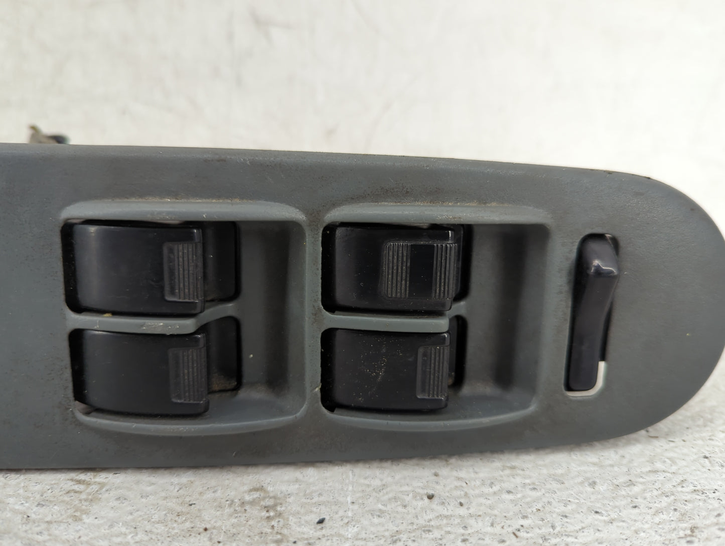 2003-2004 Honda Odyssey Master Power Window Switch Replacement Driver Side Left Fits Fits 2003 2004 OEM Used Auto Parts - Oe