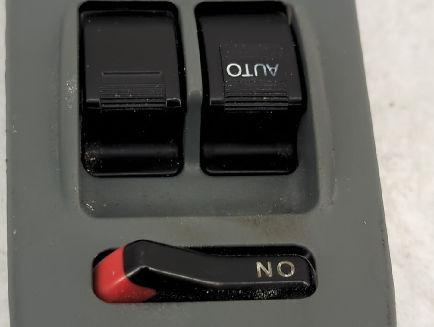 2003-2004 Honda Odyssey Master Power Window Switch Replacement Driver Side Left Fits Fits 2003 2004 OEM Used Auto Parts - Oe