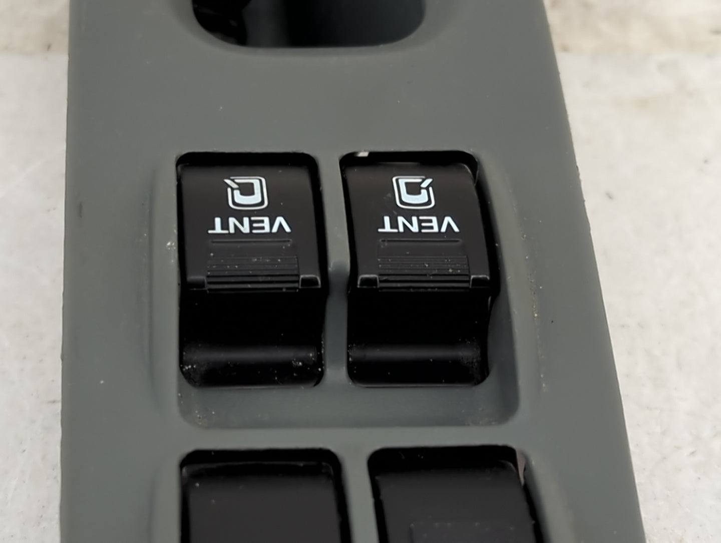 2003-2004 Honda Odyssey Master Power Window Switch Replacement Driver Side Left Fits Fits 2003 2004 OEM Used Auto Parts - Oe