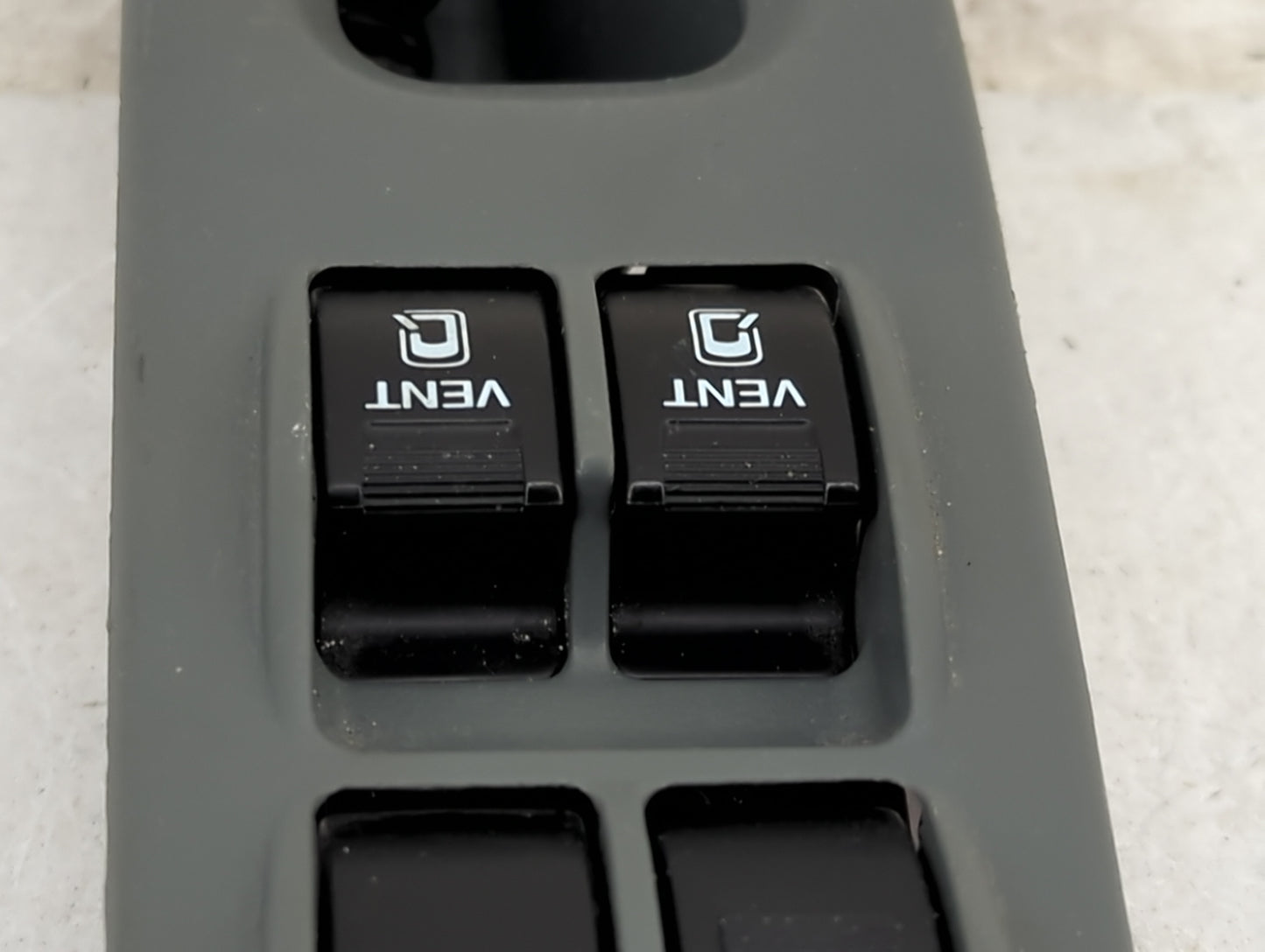 2003-2004 Honda Odyssey Master Power Window Switch Replacement Driver Side Left Fits Fits 2003 2004 OEM Used Auto Parts - Oe