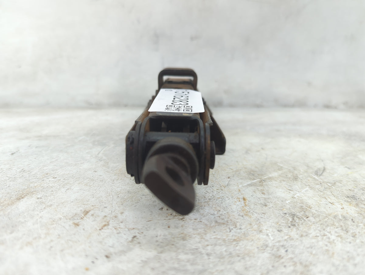 2003 Honda Odyssey Spare Scissor Car Jack 1516283 - Oemusedautoparts1.com