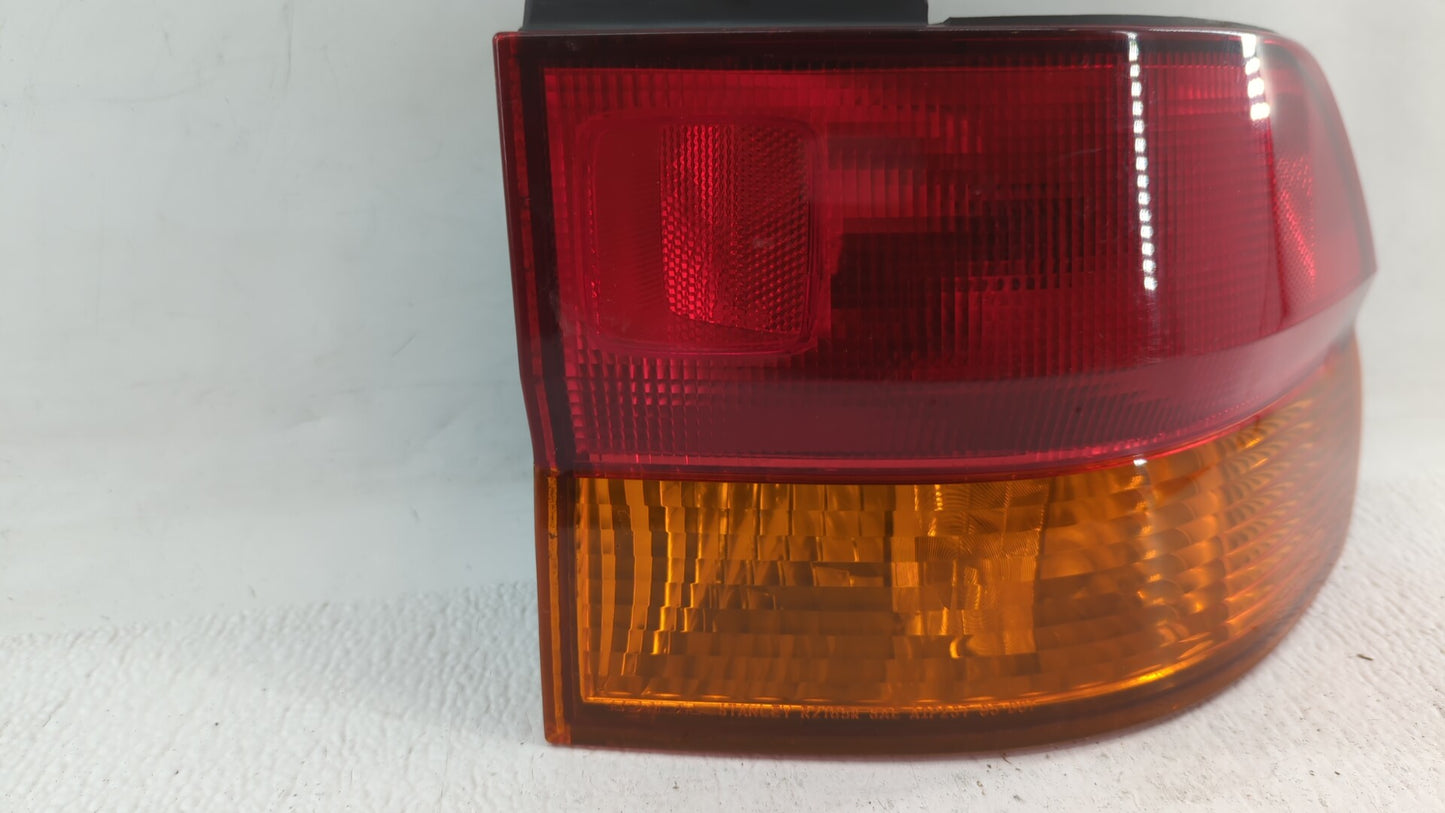 2002-2004 Honda Odyssey Tail Light Assembly Passenger Right OEM Fits Fits 2002 2003 2004 OEM Used Auto Parts - Oemusedautopa