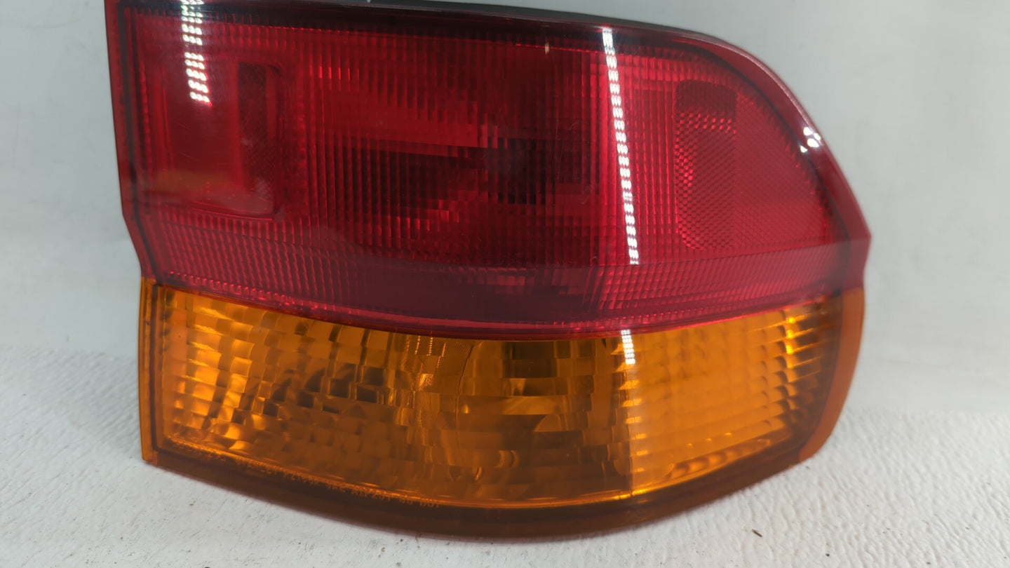 2002-2004 Honda Odyssey Tail Light Assembly Passenger Right OEM Fits Fits 2002 2003 2004 OEM Used Auto Parts - Oemusedautopa