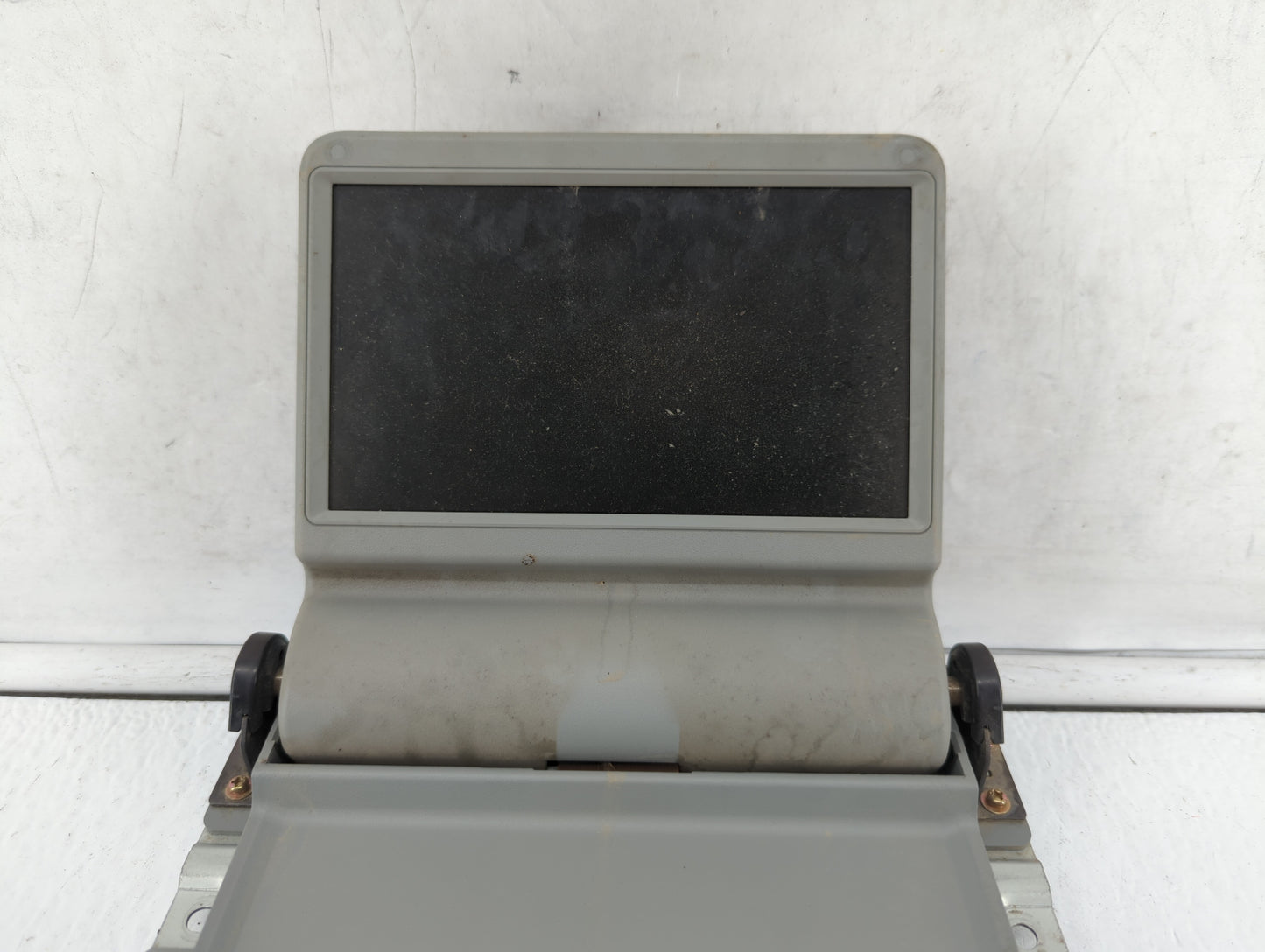 2002-2004 Honda Odyssey Information Display Screen - Oemusedautoparts1.com