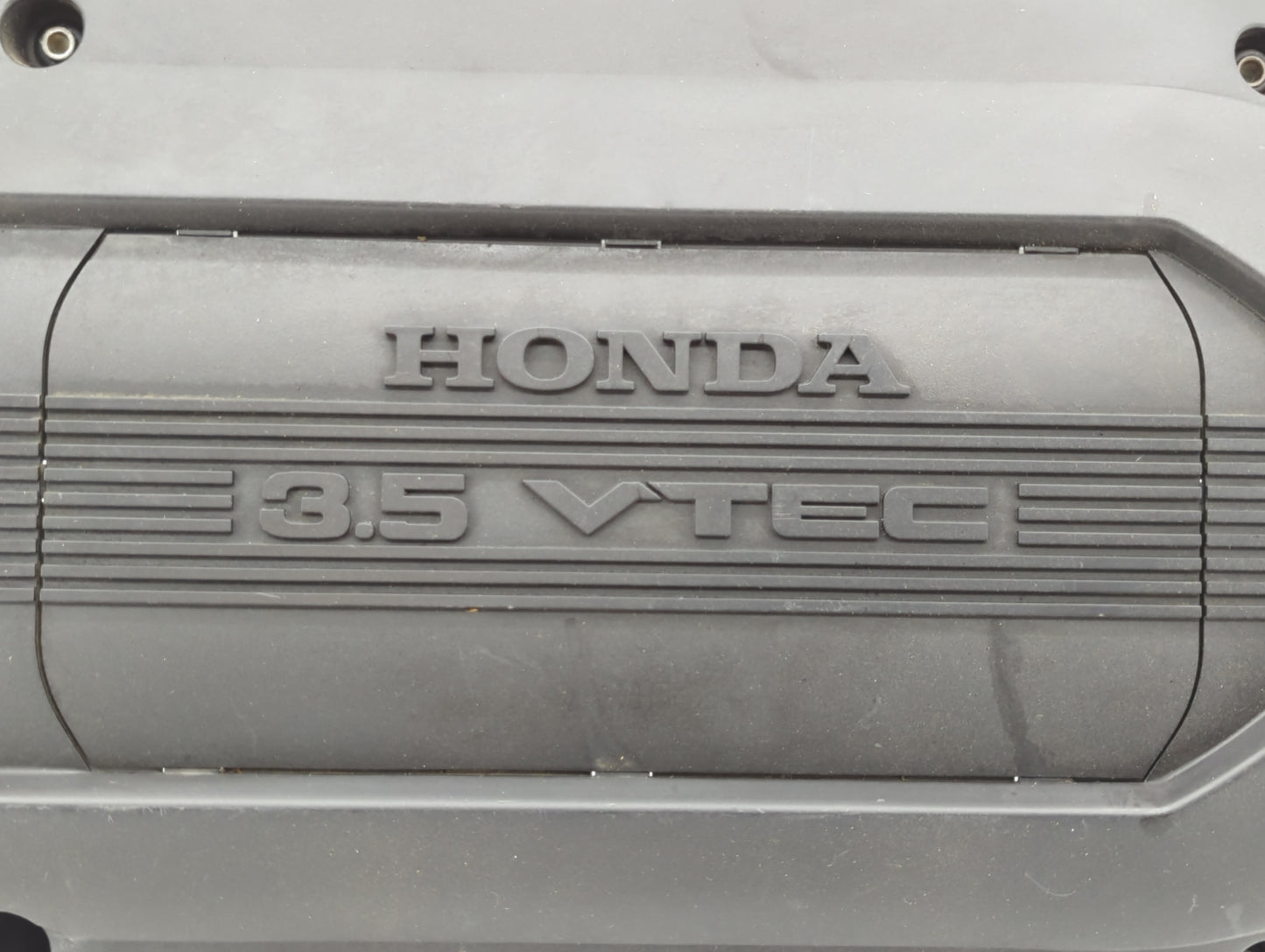 2003 Honda Odyssey Engine Cover - Oemusedautoparts1.com