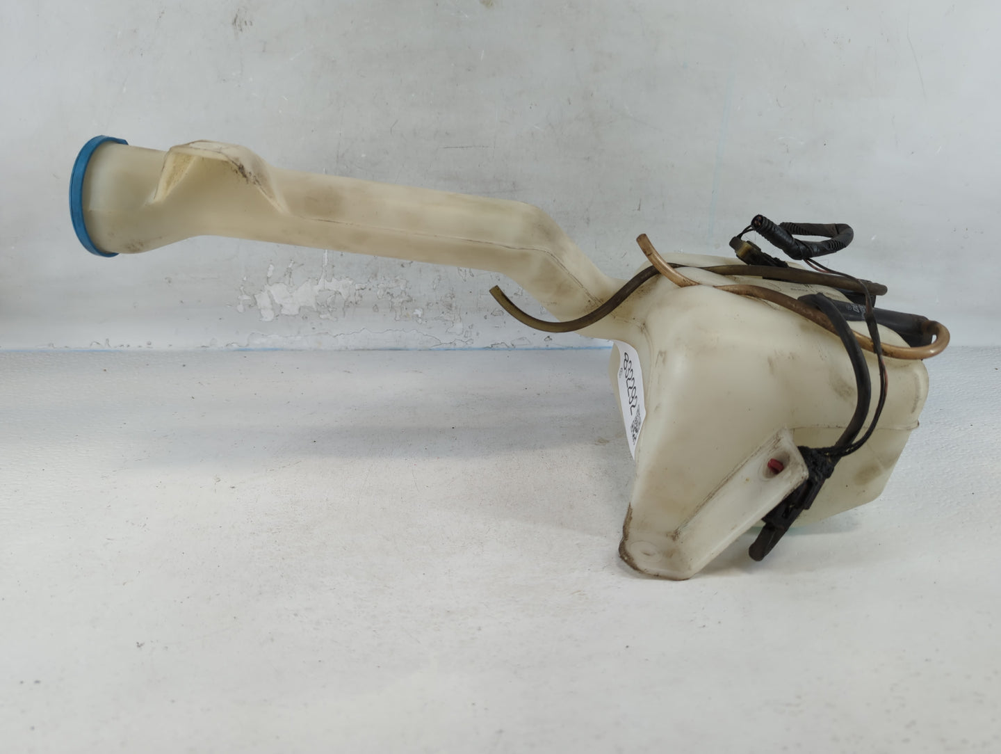 1999-2004 Honda Odyssey Windshield Washer Fluid Reservoir Bottle Oem - Oemusedautoparts1.com