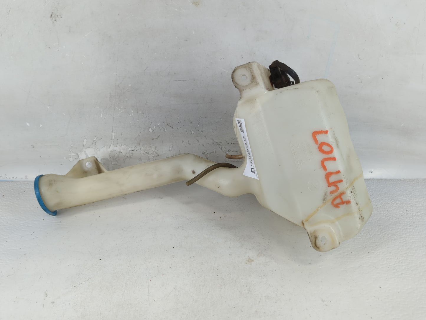 1999-2004 Honda Odyssey Windshield Washer Fluid Reservoir Bottle Oem - Oemusedautoparts1.com