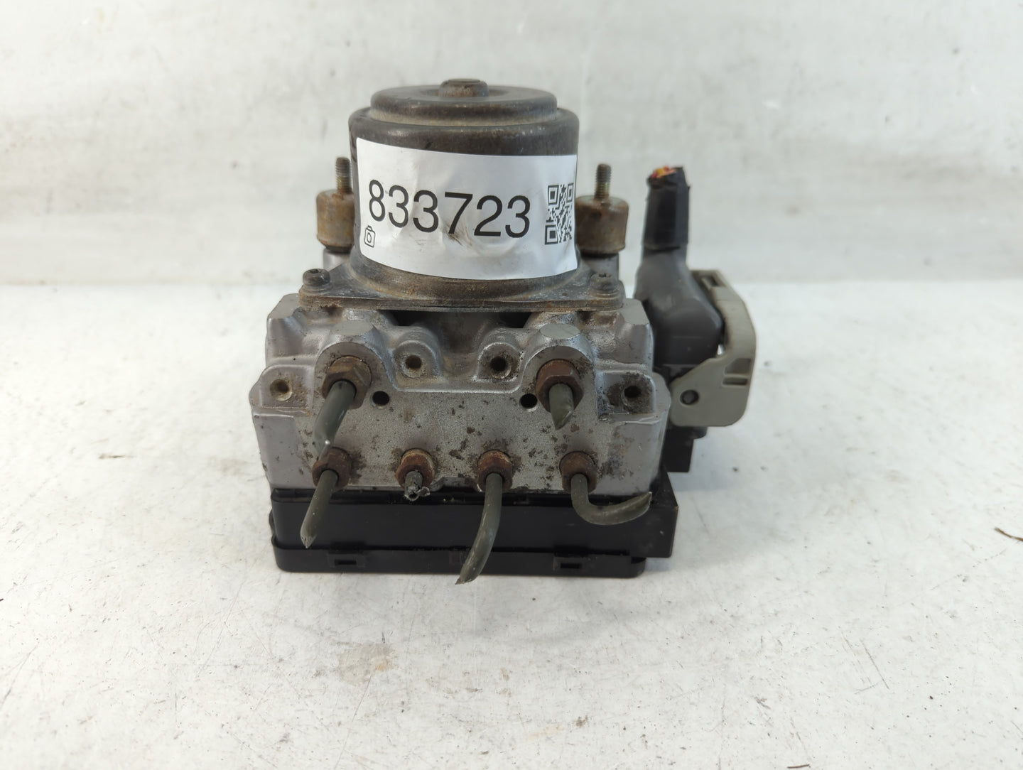 1999-2004 Honda Odyssey ABS Pump Control Module Replacement P/N:XN24 0524 Fits Fits 1999 2000 2001 2002 2003 2004 OEM Used A