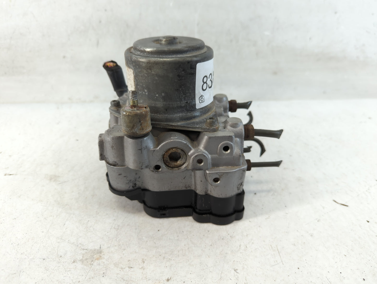 1999-2004 Honda Odyssey ABS Pump Control Module Replacement P/N:XN24 0524 Fits Fits 1999 2000 2001 2002 2003 2004 OEM Used A