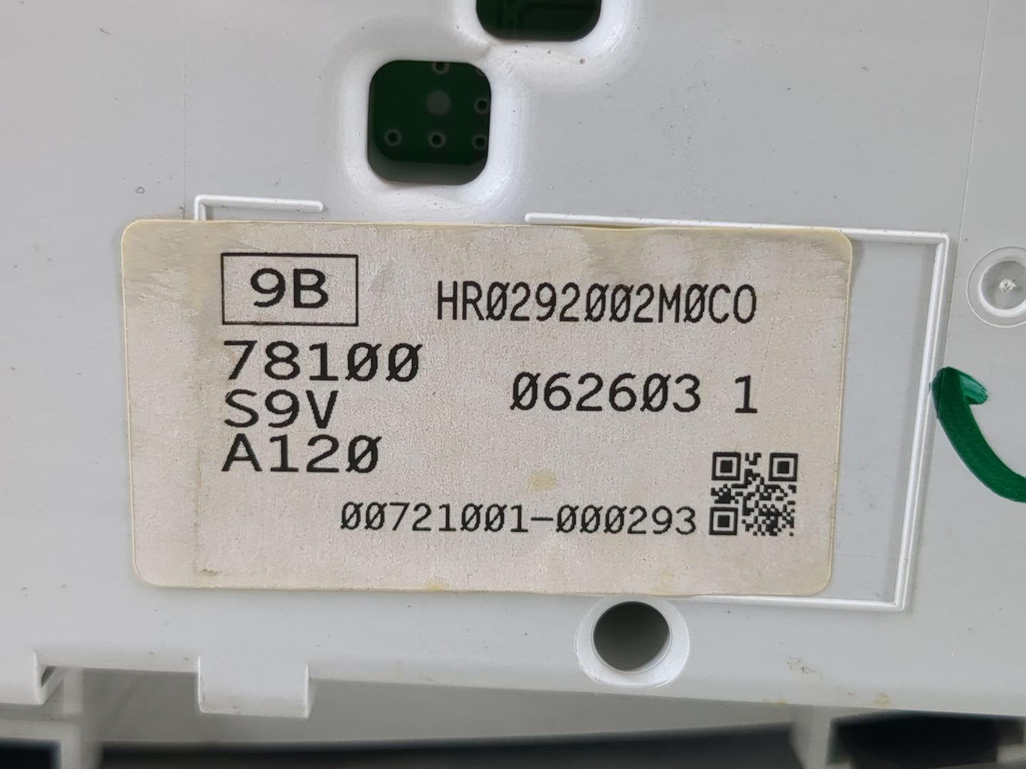 2003 Honda Pilot Instrument Cluster Speedometer Gauges P/N:78100 S9V A120 Fits OEM Used Auto Parts - Oemusedautoparts1.com