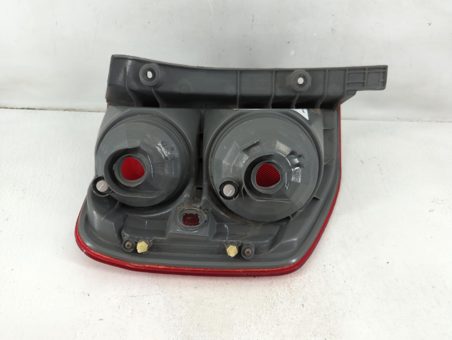2003-2005 Honda Pilot Tail Light Assembly Driver Left OEM Fits Fits 2003 2004 2005 OEM Used Auto Parts - Oemusedautoparts1.c