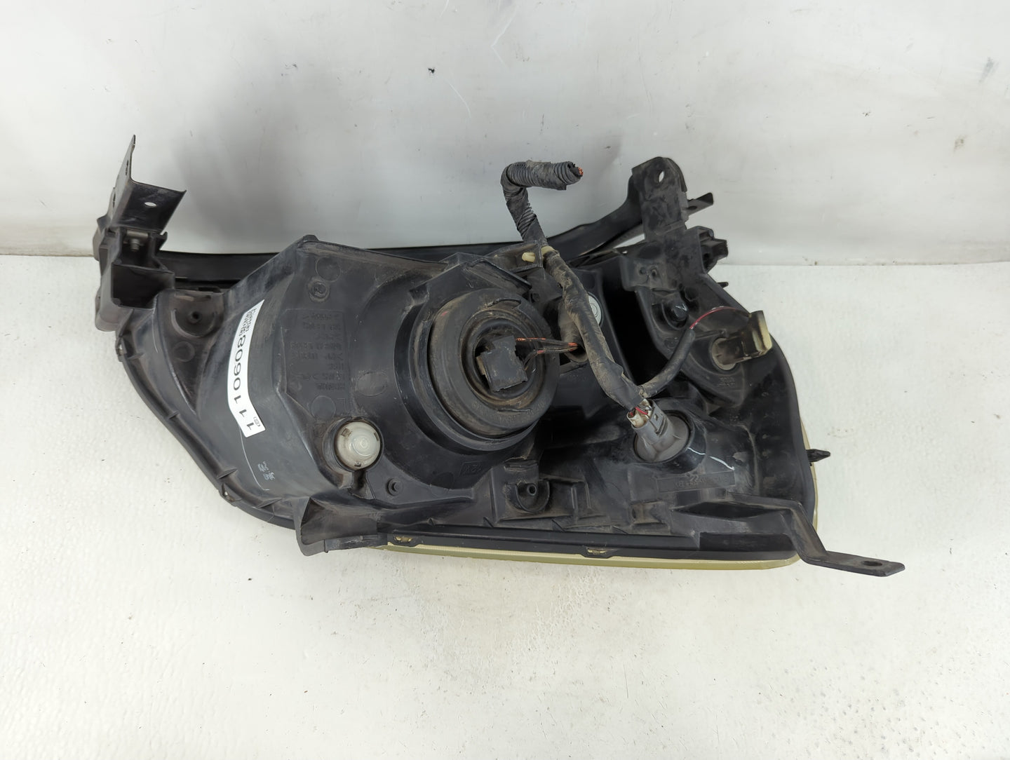 2003-2005 Honda Pilot Passenger Right Oem Head Light Headlight Lamp - Oemusedautoparts1.com