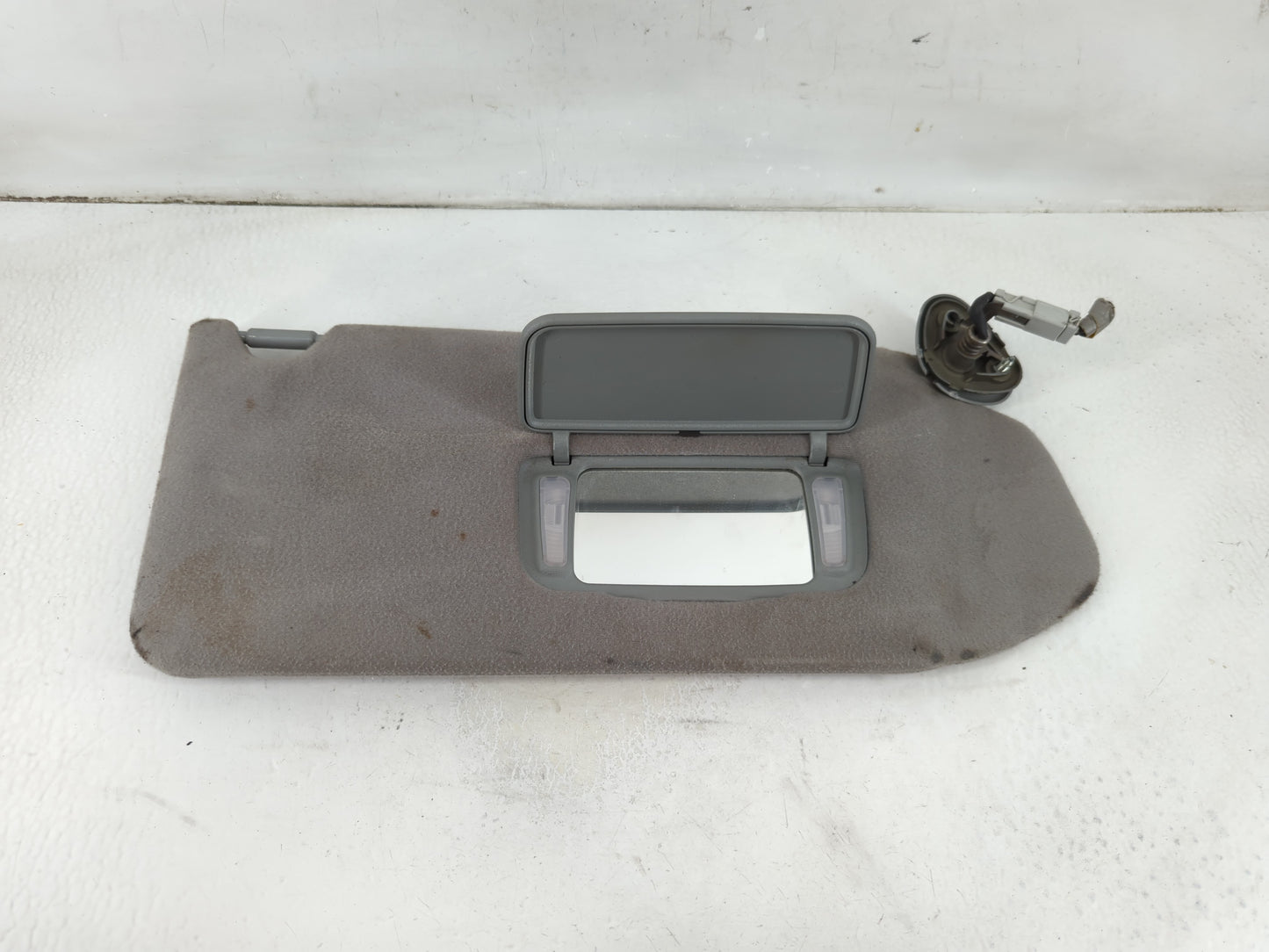 2003-2004 Honda Pilot Sun Visor Shade Replacement Passenger Right Mirror Fits Fits 2003 2004 OEM Used Auto Parts - Oemusedau