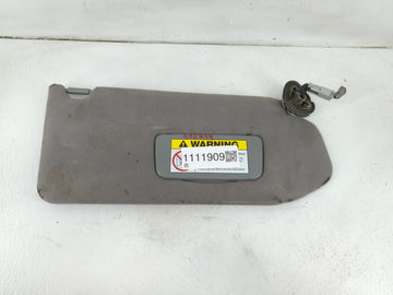2003-2004 Honda Pilot Sun Visor Shade Replacement Passenger Right Mirror Fits Fits 2003 2004 OEM Used Auto Parts