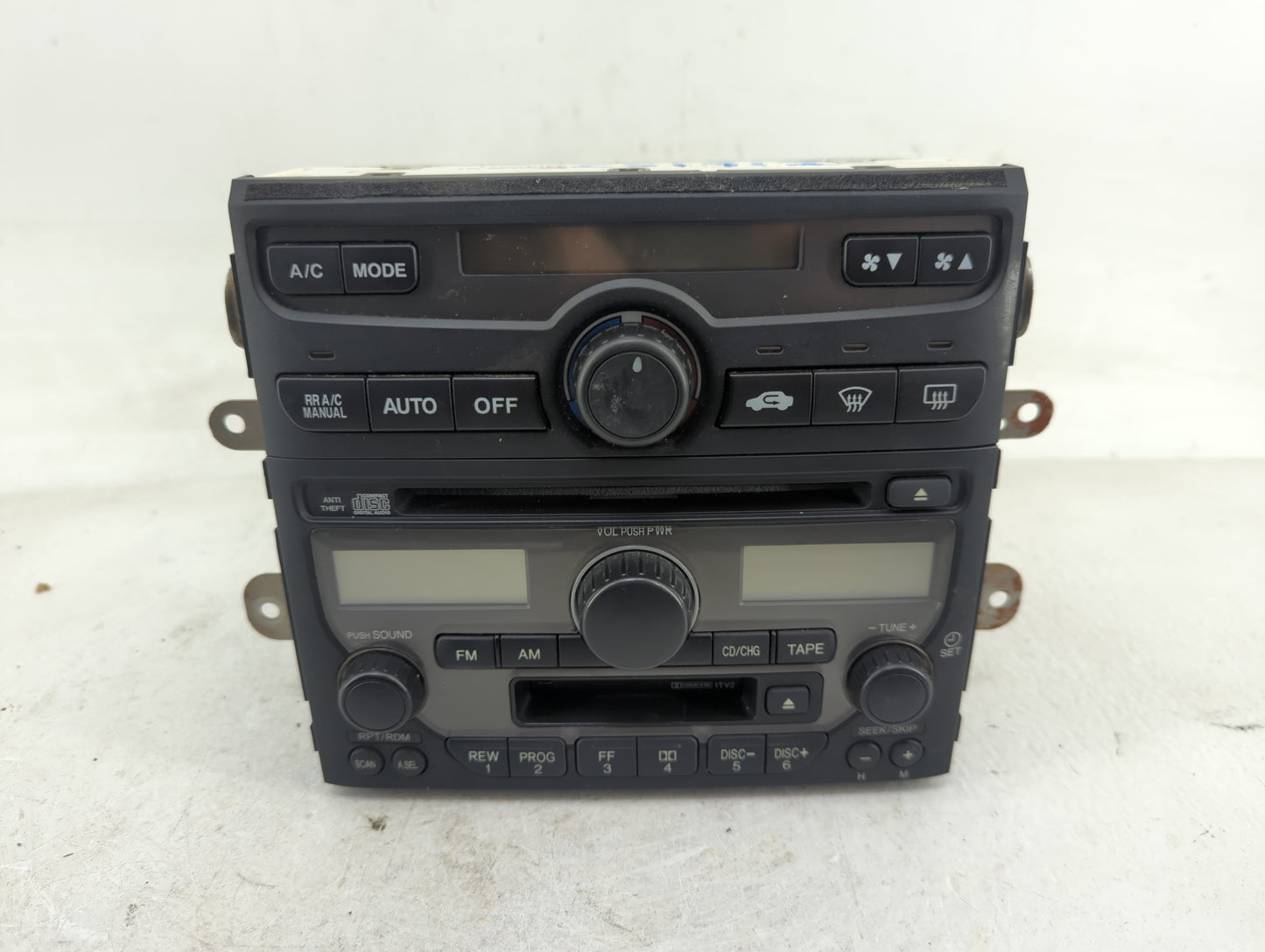 2003-2005 Honda Pilot Radio AM FM Cd Player Receiver Replacement P/N:39100-S9V-A311 Fits Fits 2003 2004 2005 OEM Used Auto P