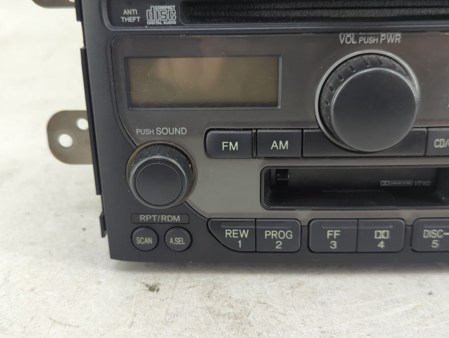 2003-2005 Honda Pilot Radio AM FM Cd Player Receiver Replacement P/N:39100-S9V-A311 Fits Fits 2003 2004 2005 OEM Used Auto P