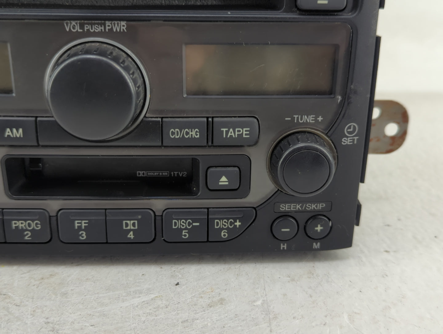 2003-2005 Honda Pilot Radio AM FM Cd Player Receiver Replacement P/N:39100-S9V-A311 Fits Fits 2003 2004 2005 OEM Used Auto P