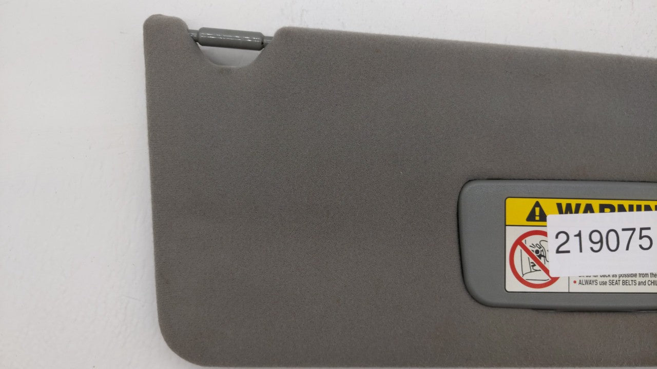 2003-2004 Honda Pilot Sun Visor Shade Replacement Passenger Right Mirror Fits Fits 2003 2004 OEM Used Auto Parts - Oemusedau