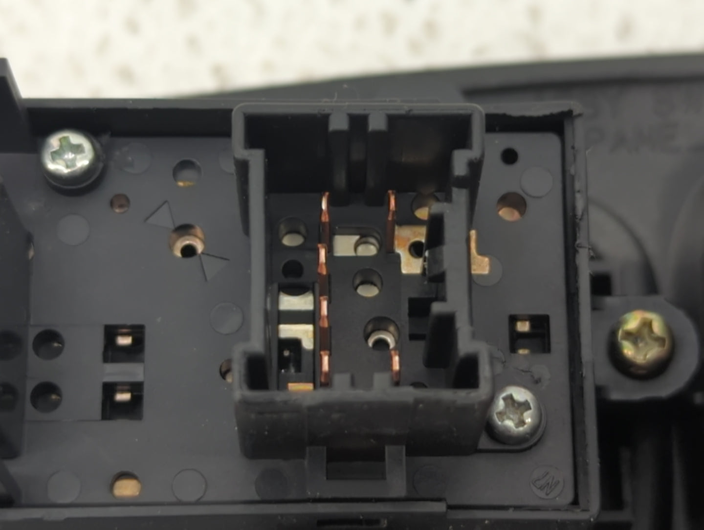 2003 Honda Pilot Passenger Right Power Window Switch 83510-s9va-a010-m1 - Oemusedautoparts1.com