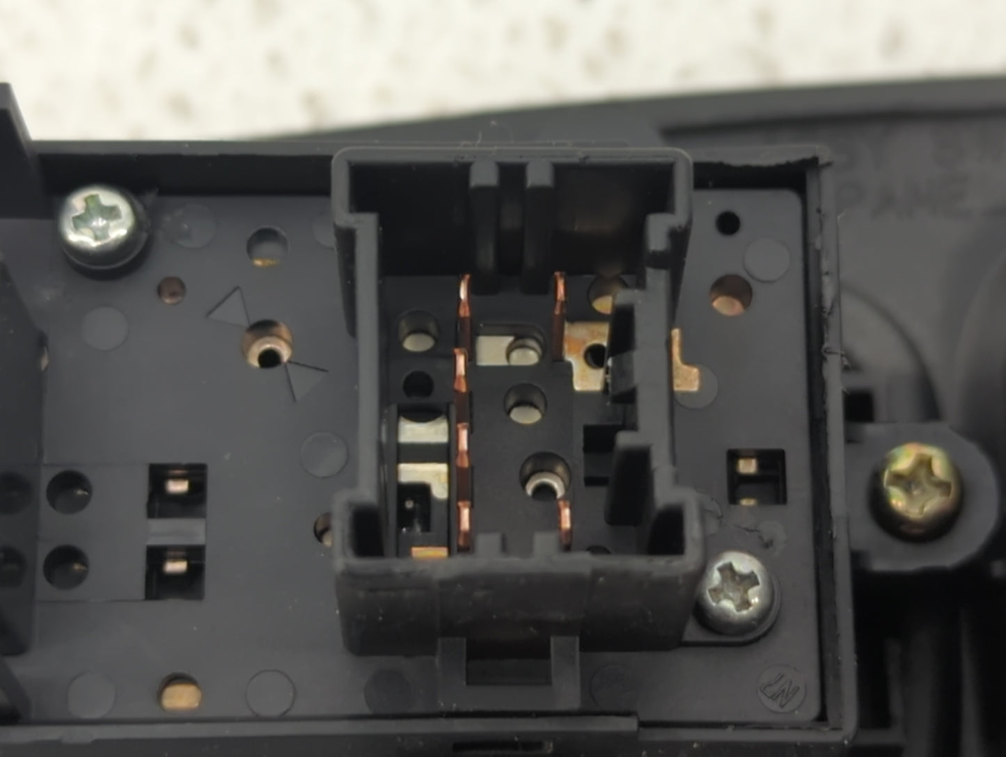 2003 Honda Pilot Passenger Right Power Window Switch 83510-s9va-a010-m1 - Oemusedautoparts1.com